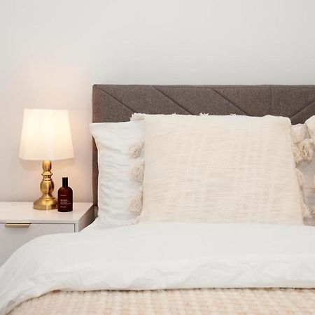 Excellent, Three Bedroom North London Apartment With Free Parking מראה חיצוני תמונה