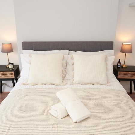 Excellent, Three Bedroom North London Apartment With Free Parking מראה חיצוני תמונה