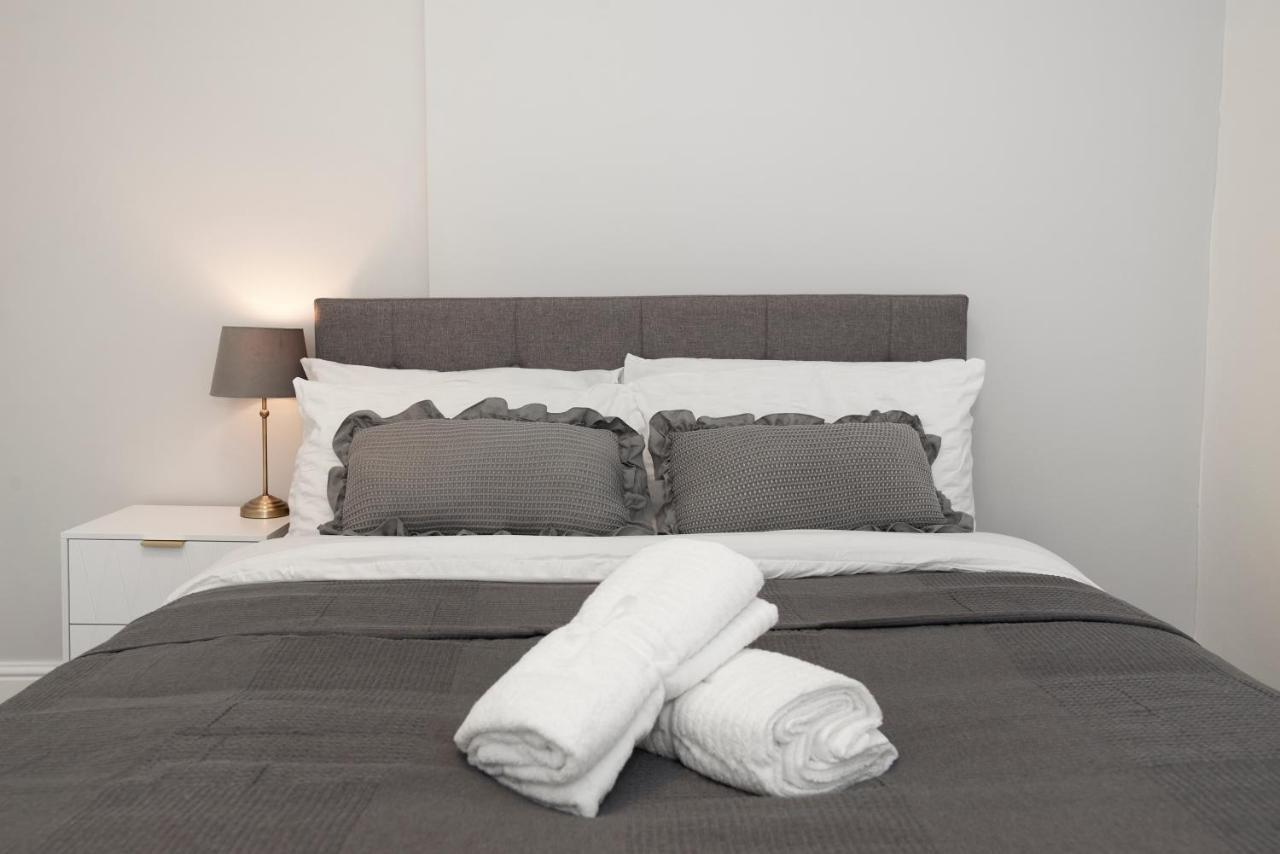 Excellent, Three Bedroom North London Apartment With Free Parking מראה חיצוני תמונה