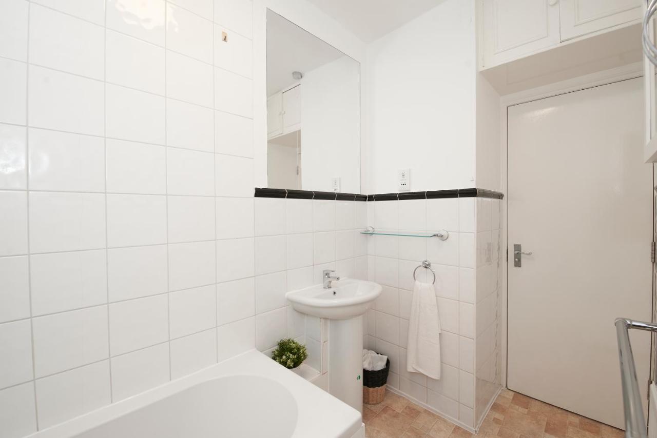 Excellent, Three Bedroom North London Apartment With Free Parking מראה חיצוני תמונה