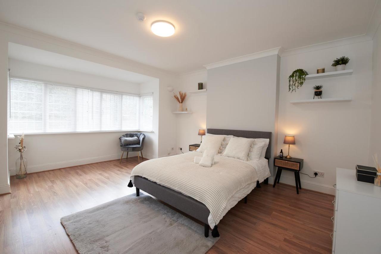 Excellent, Three Bedroom North London Apartment With Free Parking מראה חיצוני תמונה