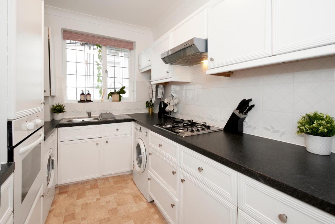 Excellent, Three Bedroom North London Apartment With Free Parking מראה חיצוני תמונה
